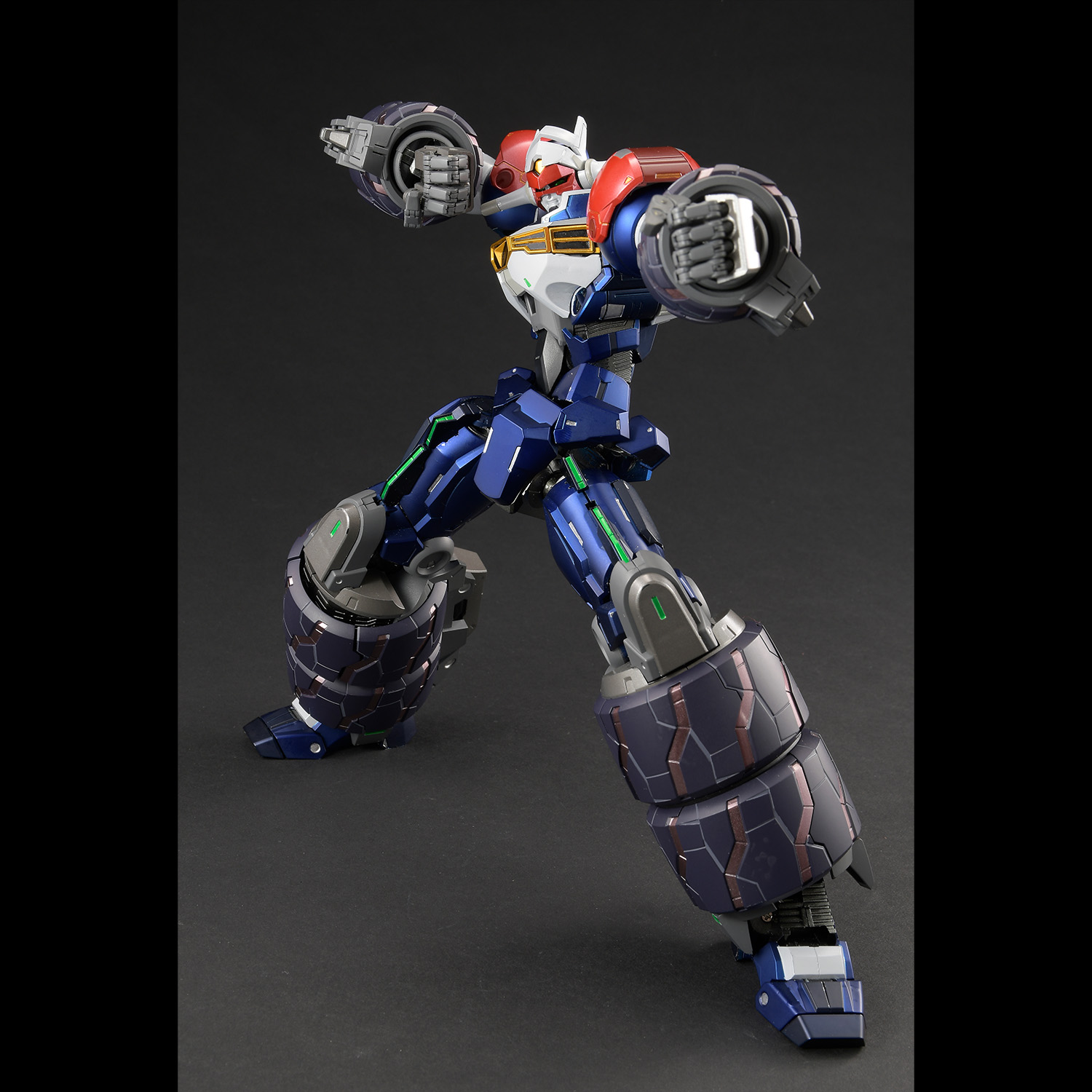 AMAKUNI KIZIN HOMURA GEAR FIGHTER DENDOH